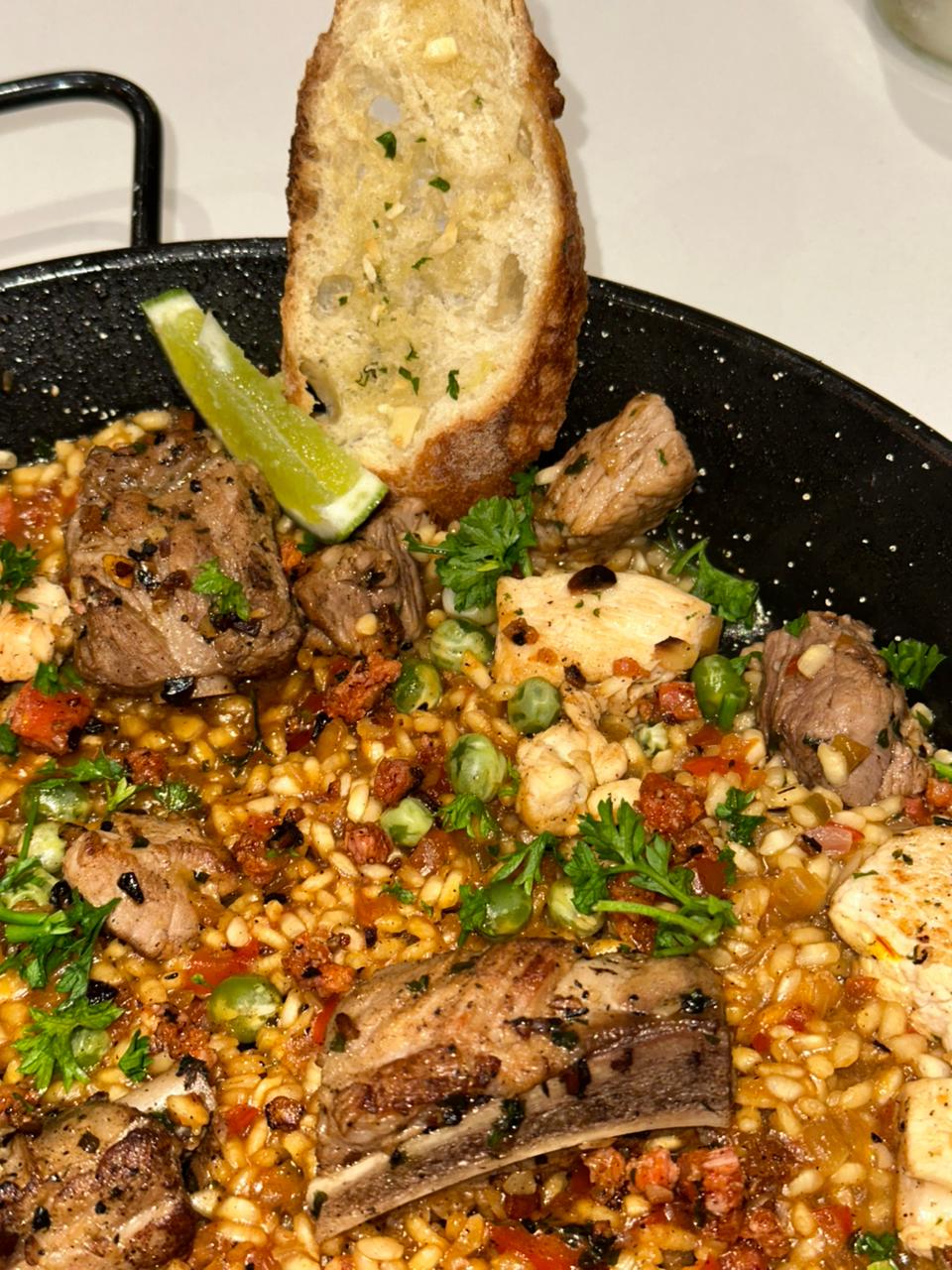 09 de diciembre - Paella de carnes en parejas (valor x pareja)